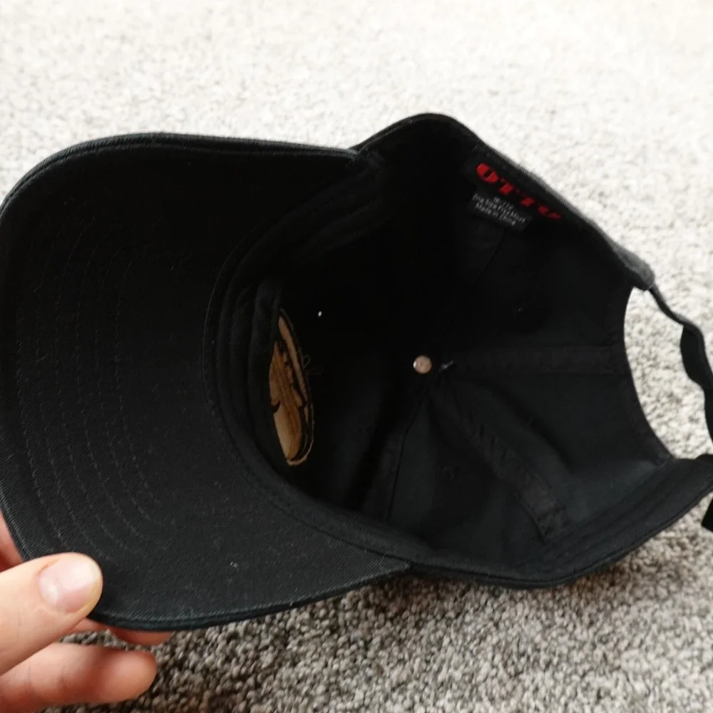 Simons Cougars Hat Mens Black Adjustable Strap Back Baseball Cap Kentucky School